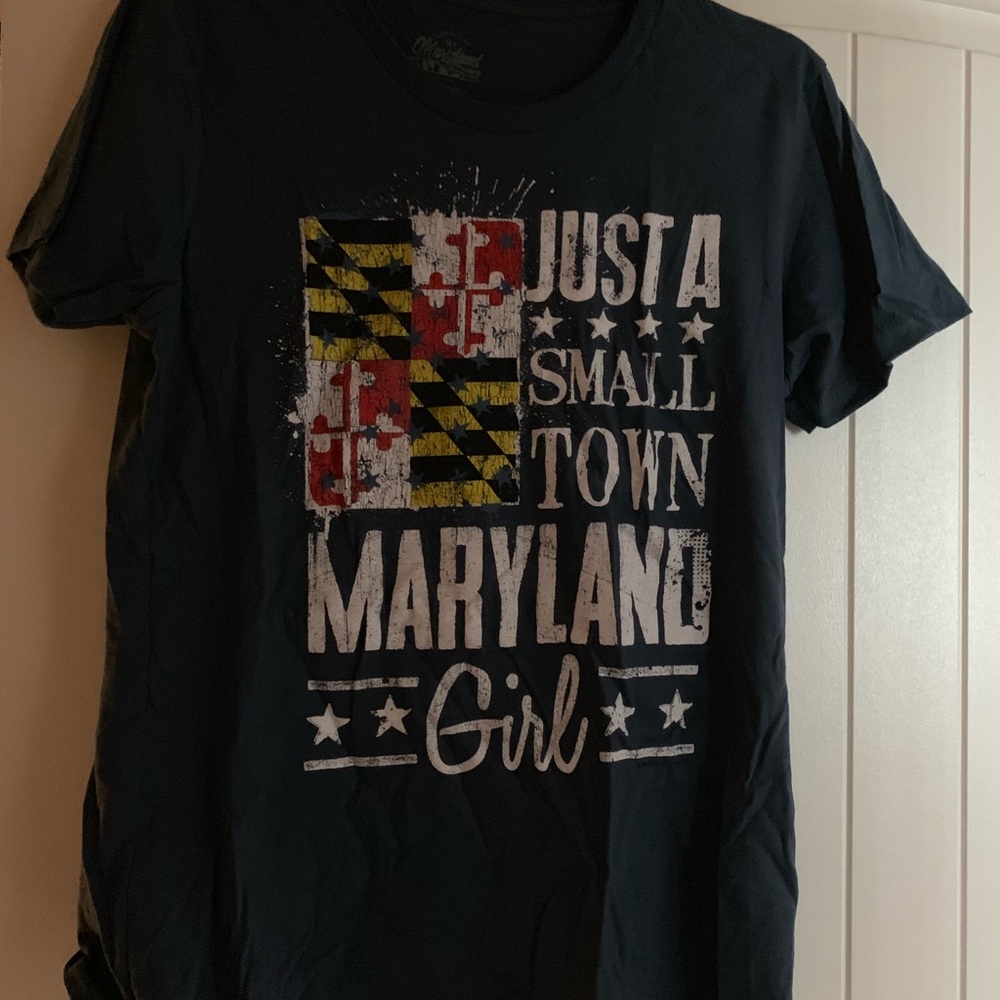 Large Maryland girl graphic tee new with no tags
